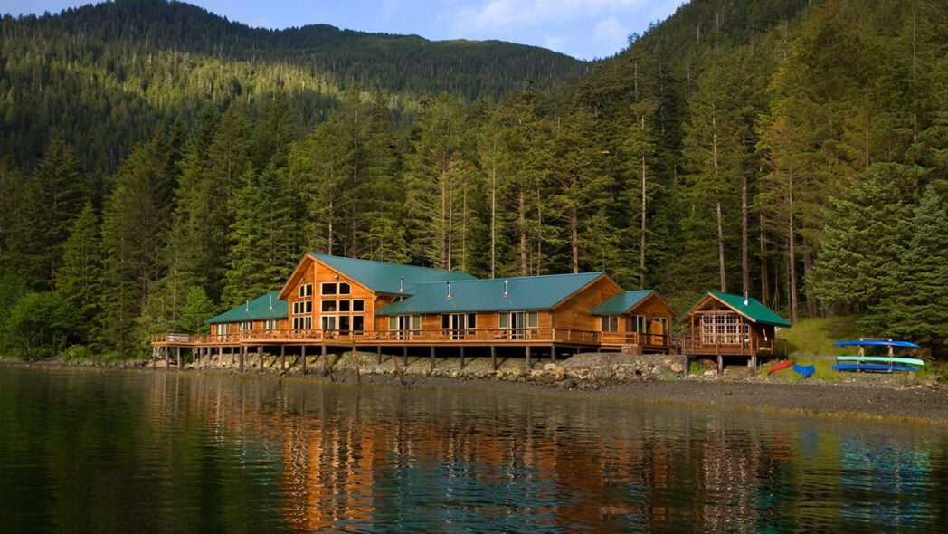 Steamboat Bay Fishing Club in Alaska - Salmon fishing