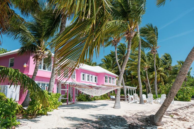 The pink Bair's Lodge, Bahamas