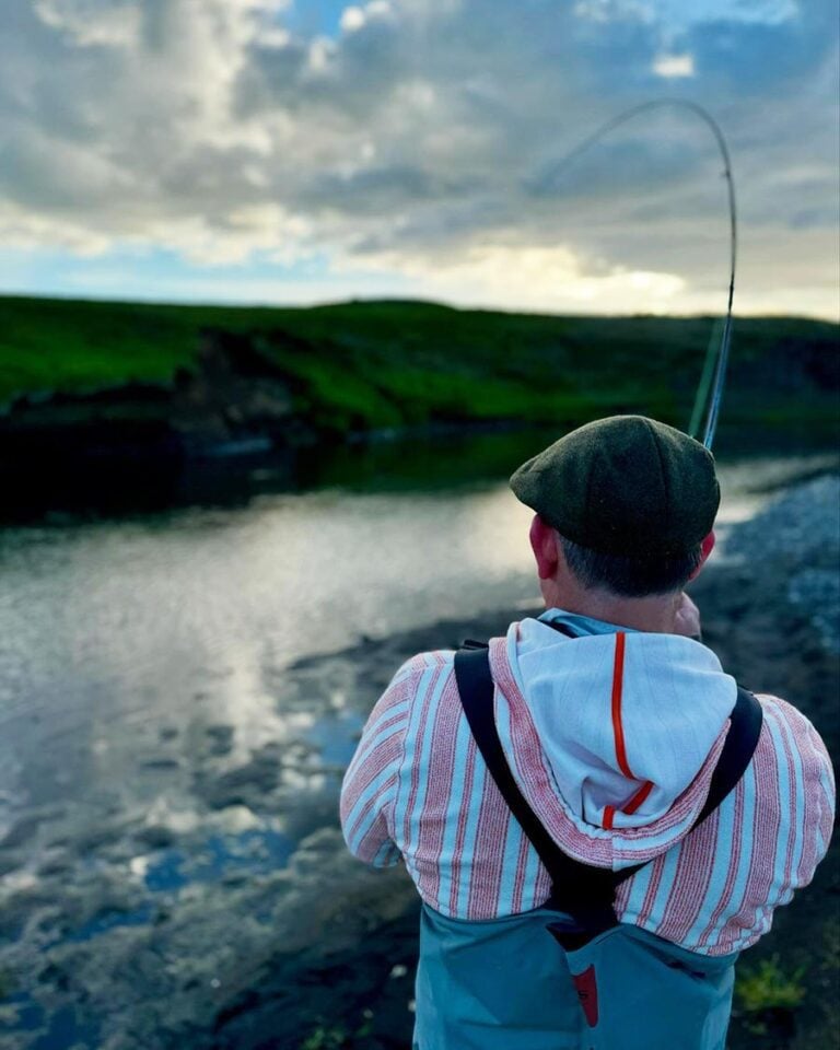 Playing a salmon in Iceland