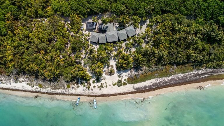 Permit fishing lodge, Mexican coast