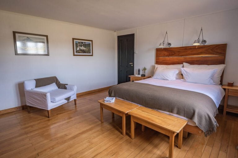 Cosy double bedroom at Villa Maria