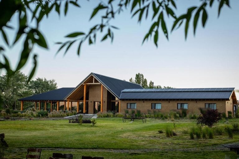 Estancia Chochoy Mallin Fishing Lodge