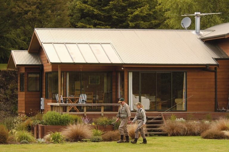 Fly anglers at Tongariro Lodge in New Zealand